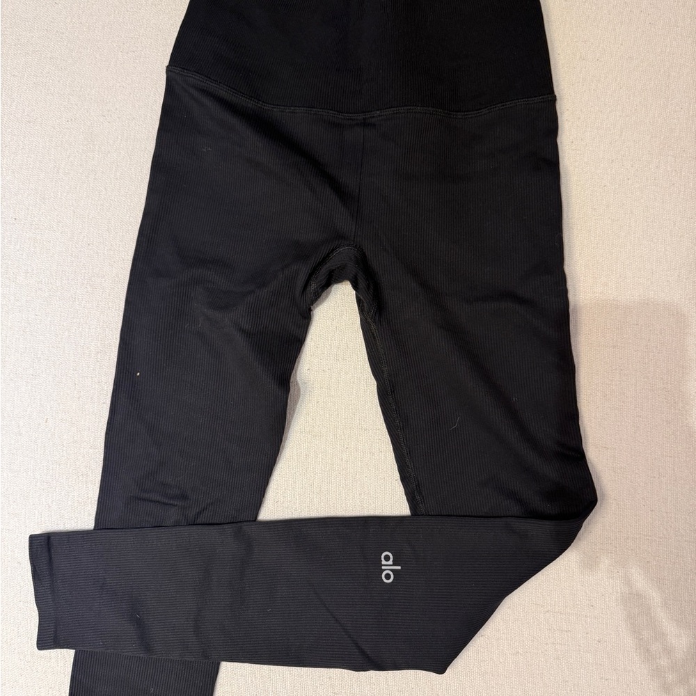 ALO Seamless Black High-Waist Ribbed Legging XS